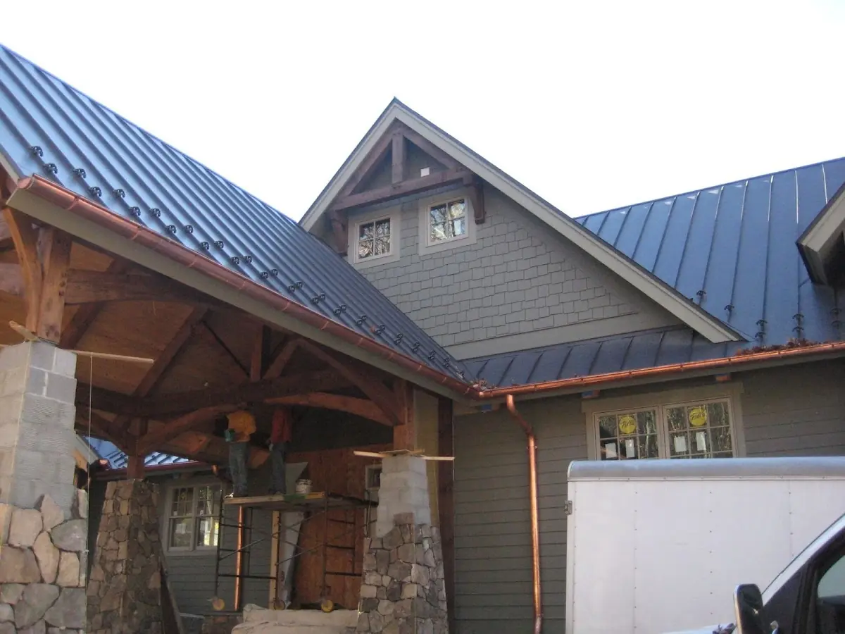 Craftsman Roofing team delivering quality roofing work in Moore